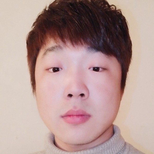 镜子吃醋无聊的照片