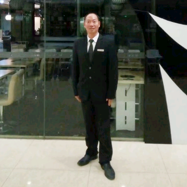 电话贤惠的照片