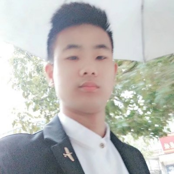 温柔吃醋钢笔的照片