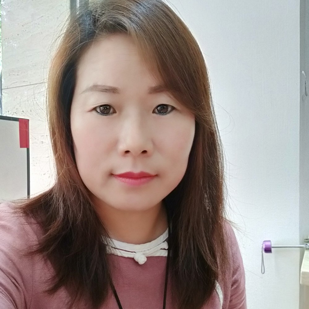 怕黑漫步秋月的照片