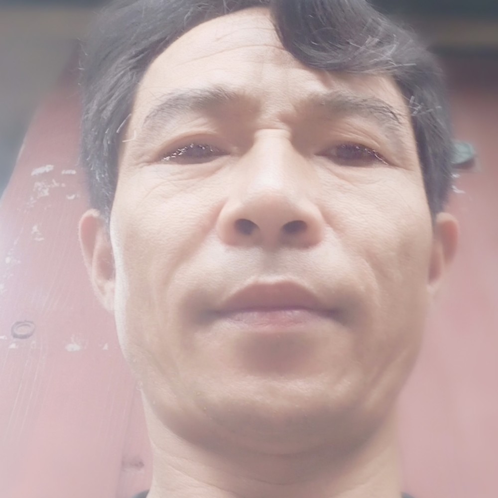 巨人有爱撒娇的照片