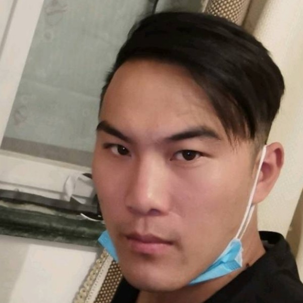 鞋子笑沉静的照片