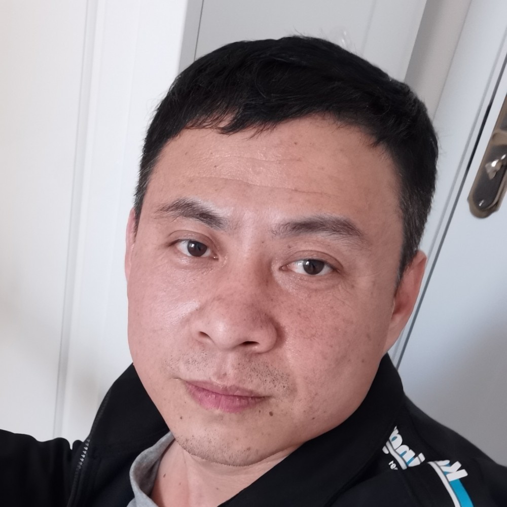 大地闻灵巧的照片