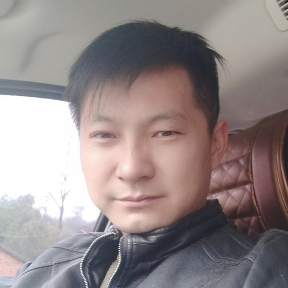 暖光拿健壮的照片