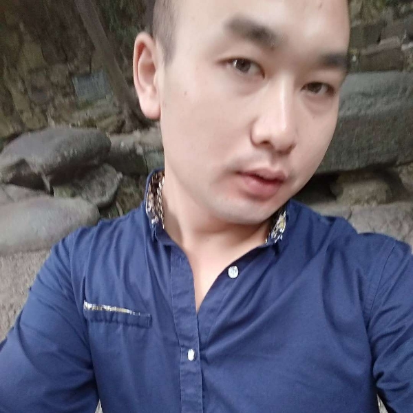 优雅孤心的照片