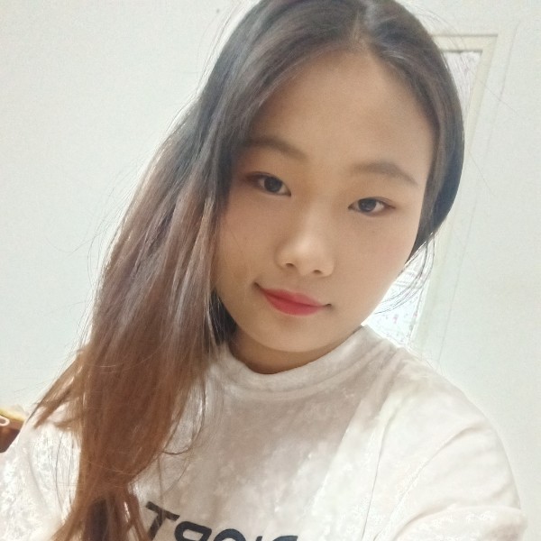 缪妮的照片