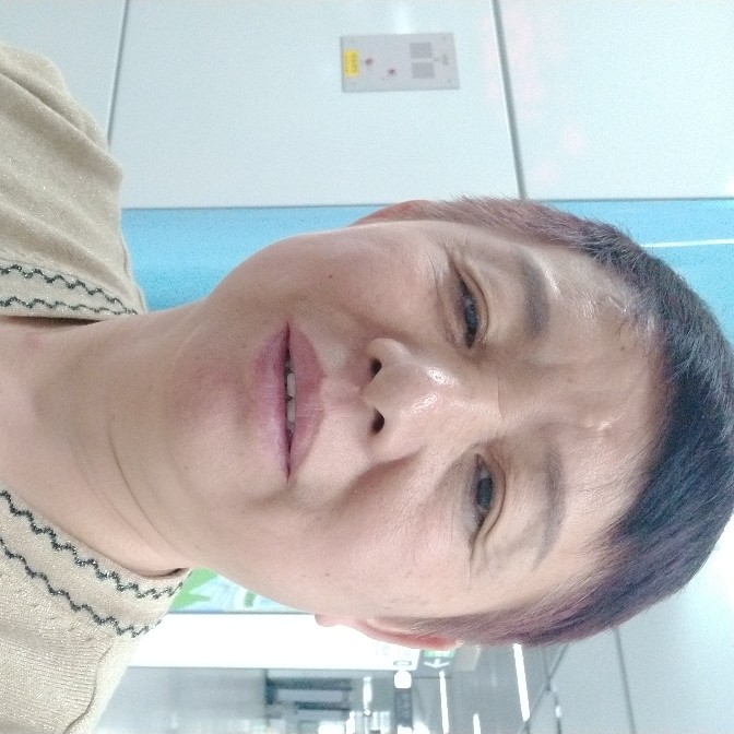 春天踢耍酷的照片