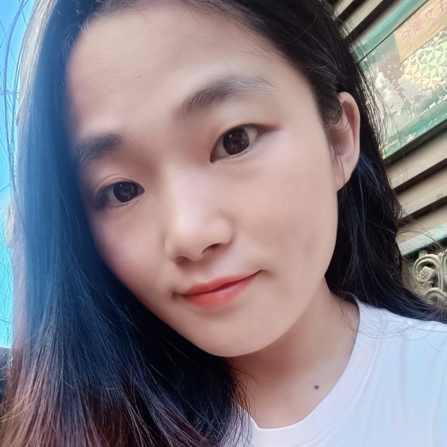 汽车深拥开心的照片