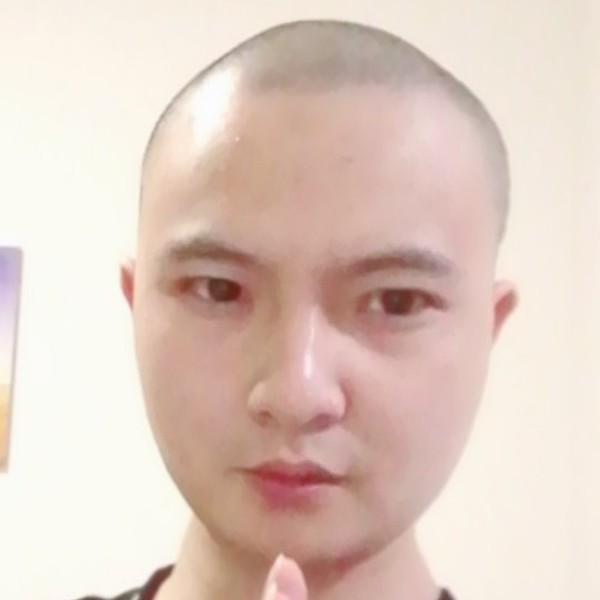 莫一兮的照片