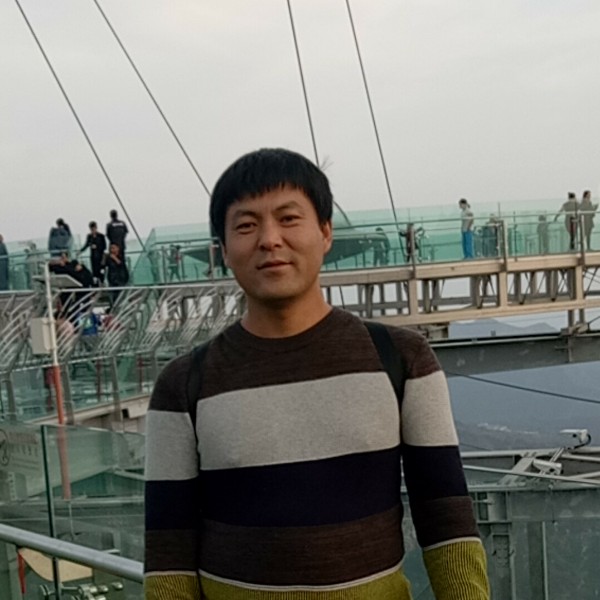 郝建友的照片
