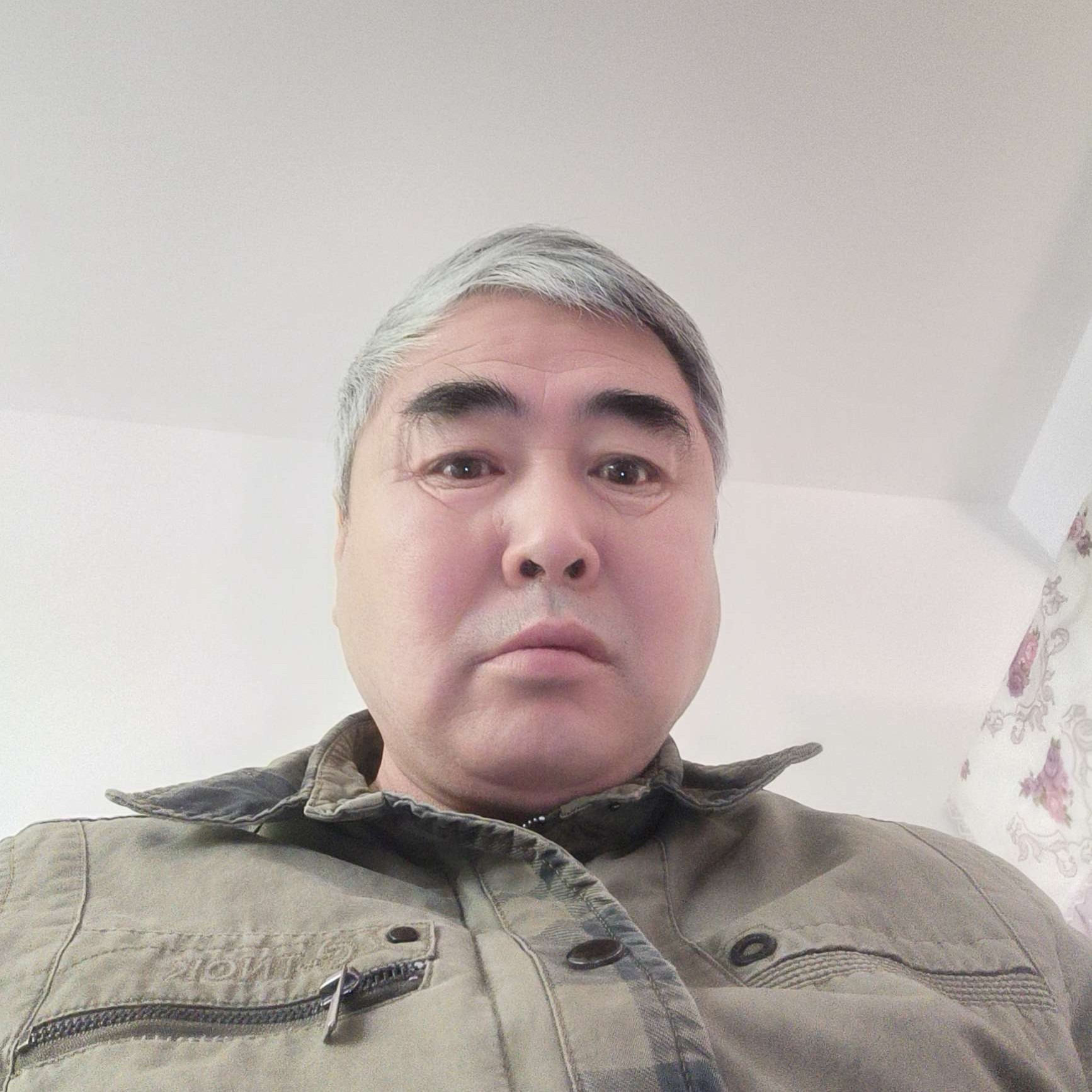 斑驳de草地的照片