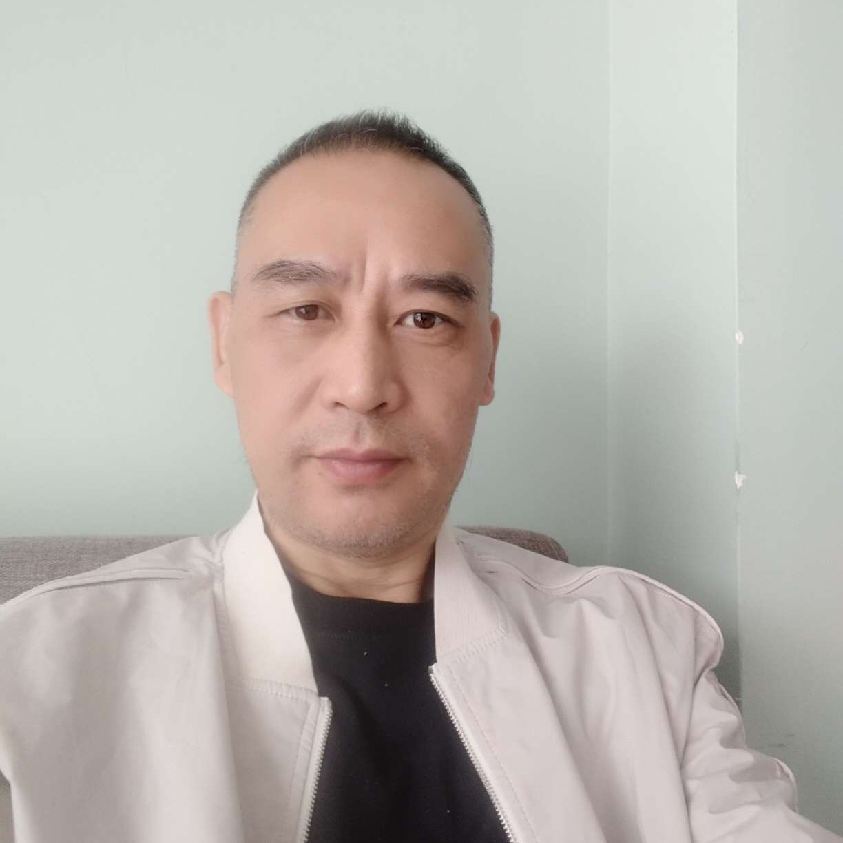 要饭大叔的照片