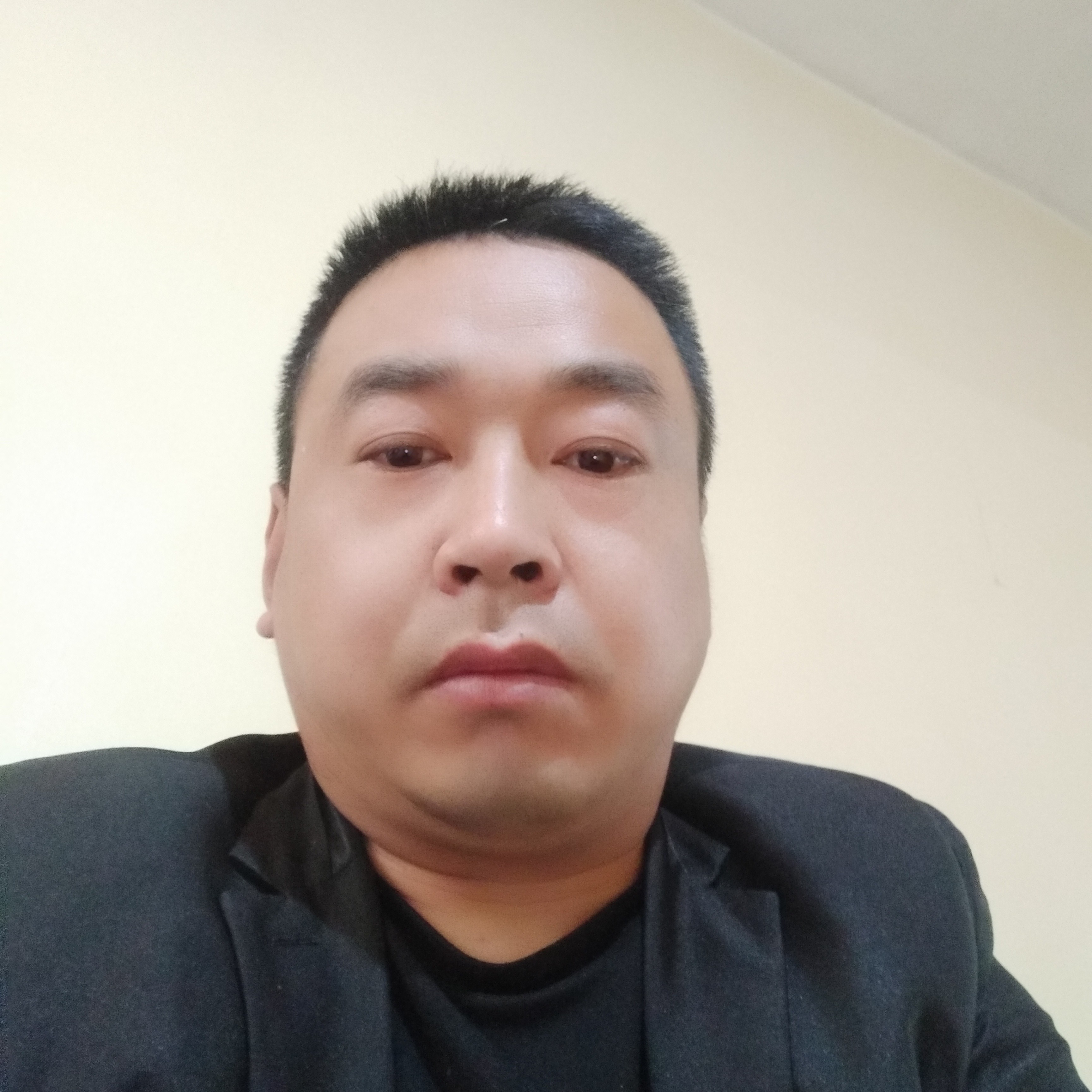 琉璃闻寂灭的照片