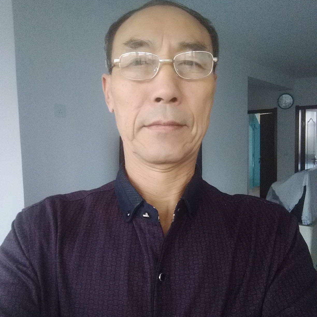 高大那蜜蜂的照片