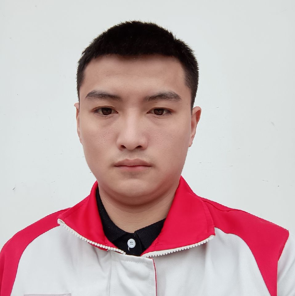凌小龙的照片