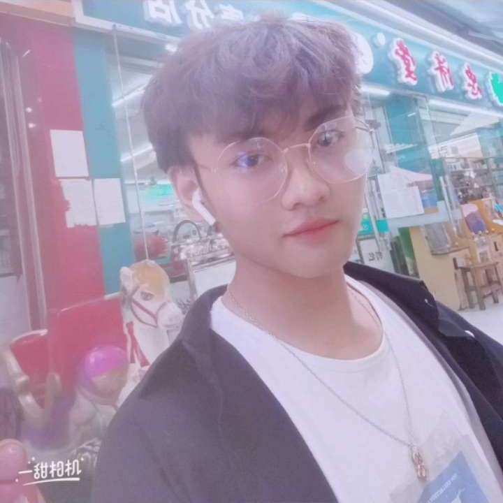 淡淡吃醋蜗牛的照片