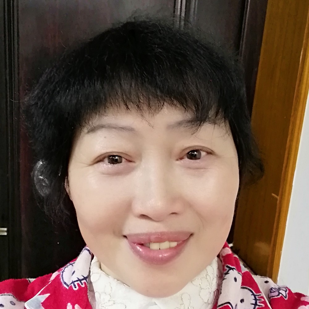 叶建玲的照片