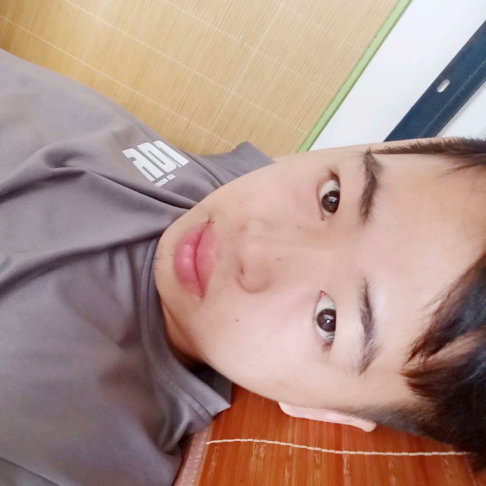 仙气满满小哥哥的照片