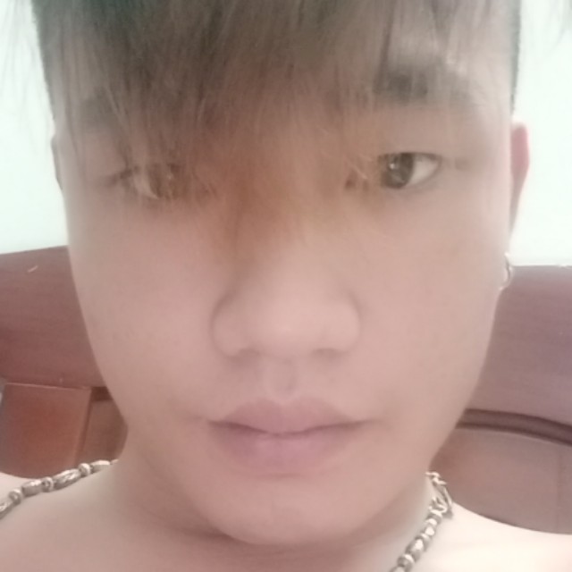 月饼蹙眉寂寞的照片