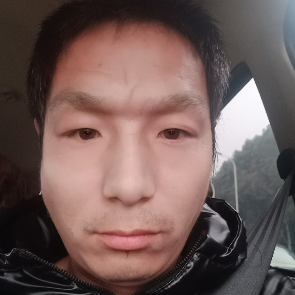 邓定兵的照片