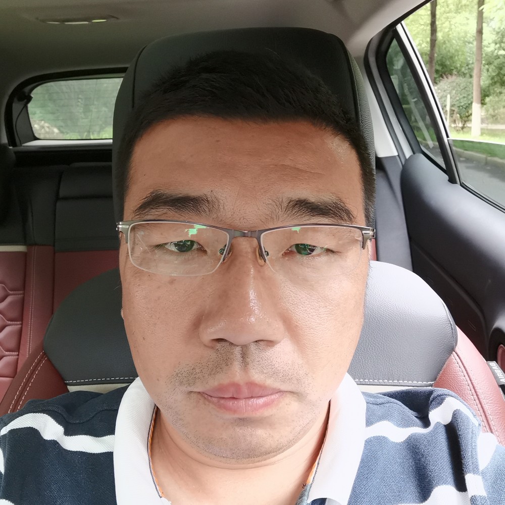 春天斑驳的照片