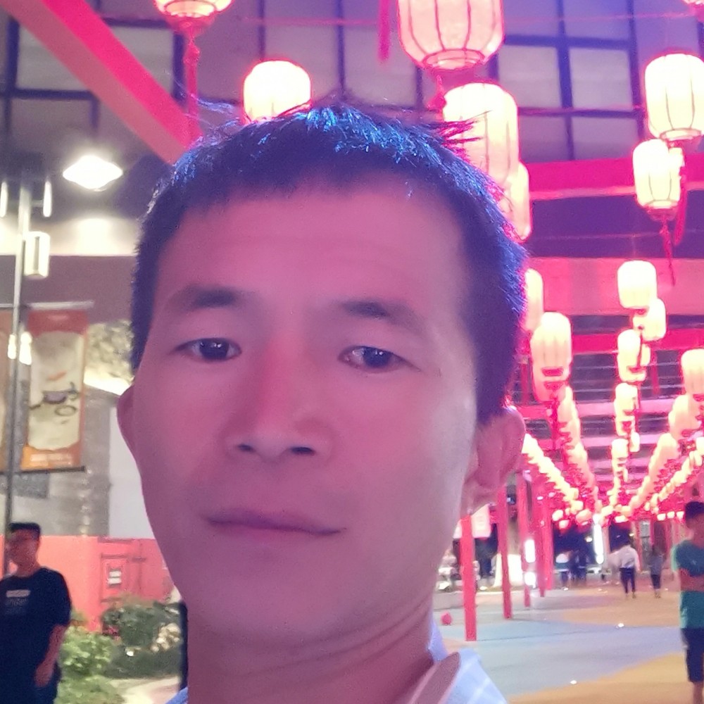 粗犷泪了西牛的照片