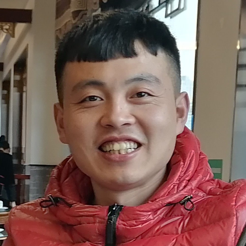 永恒国度，劉的照片