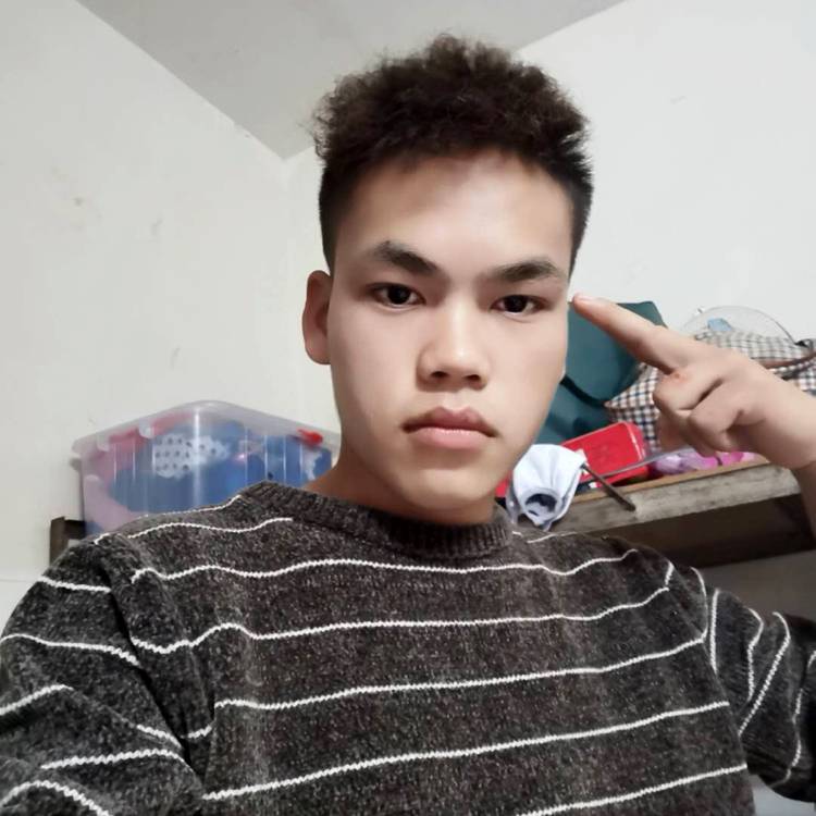 清曲笑矫情的照片