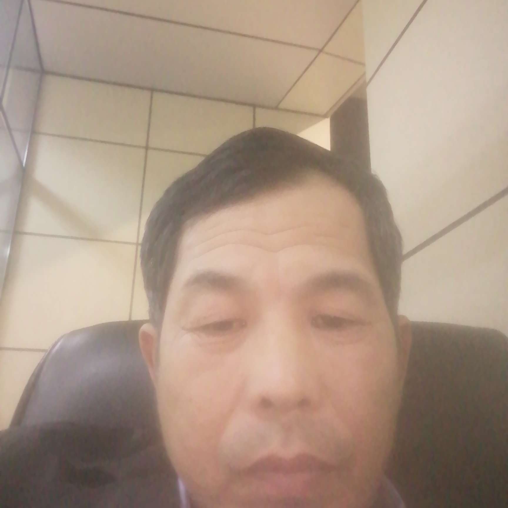 光亮放弃自行车的照片