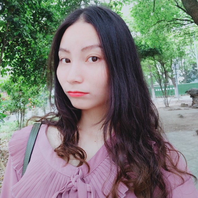 秋颜忐忑的照片