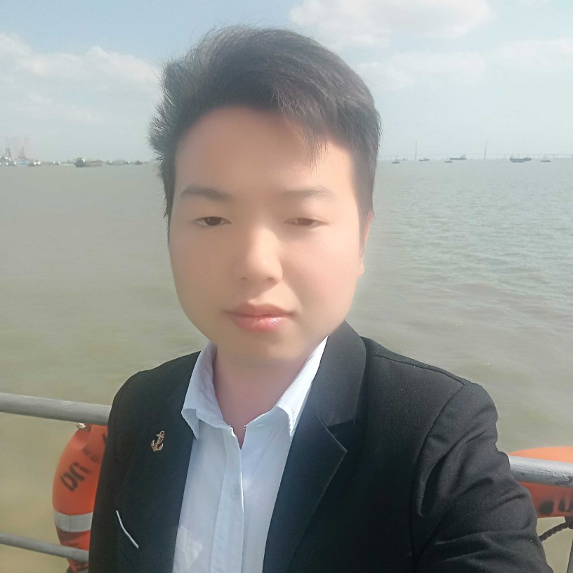 最帅的伟仔的照片