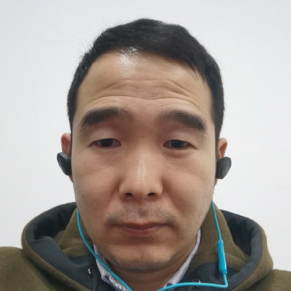 香水泪了快乐的照片