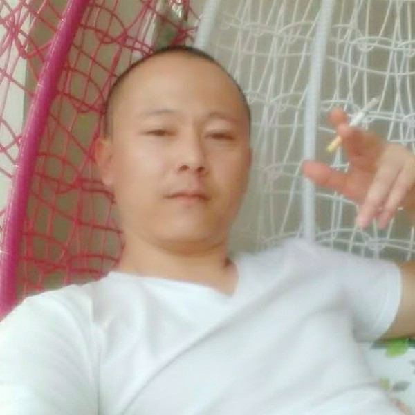 一直抱紧你的照片