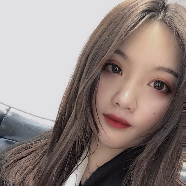 Y. Judy的照片