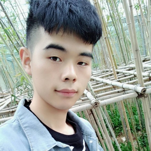 错落导师的照片