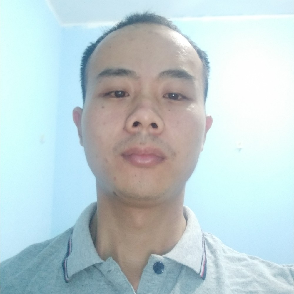 路上行者的照片