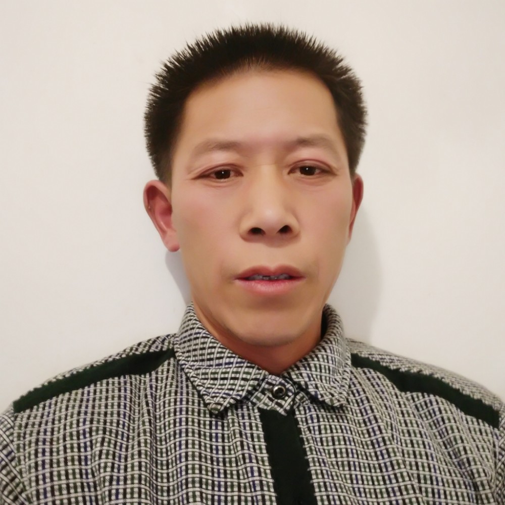 轻松给砖头的照片