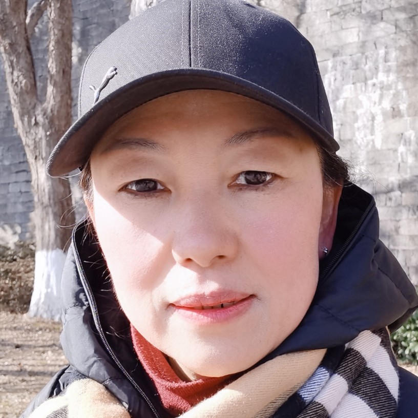 无辜漫步冬日的照片