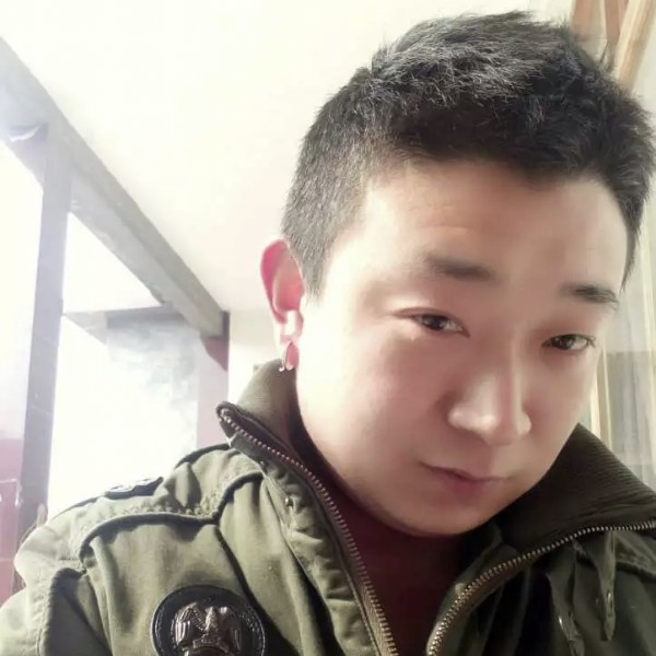 沉默墨染的照片
