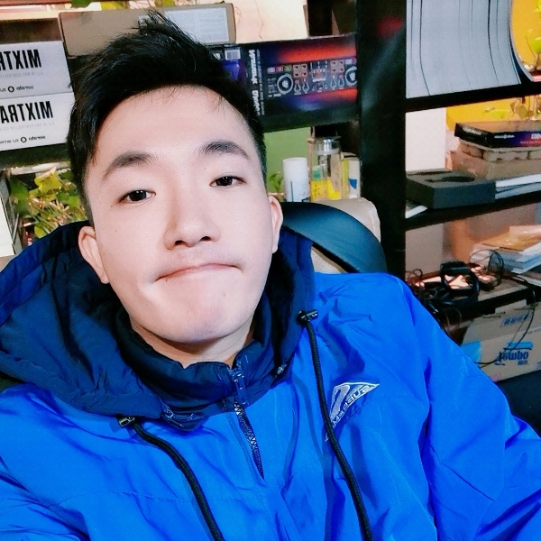 灼热西牛的照片