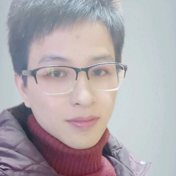 倾心于天虎的照片