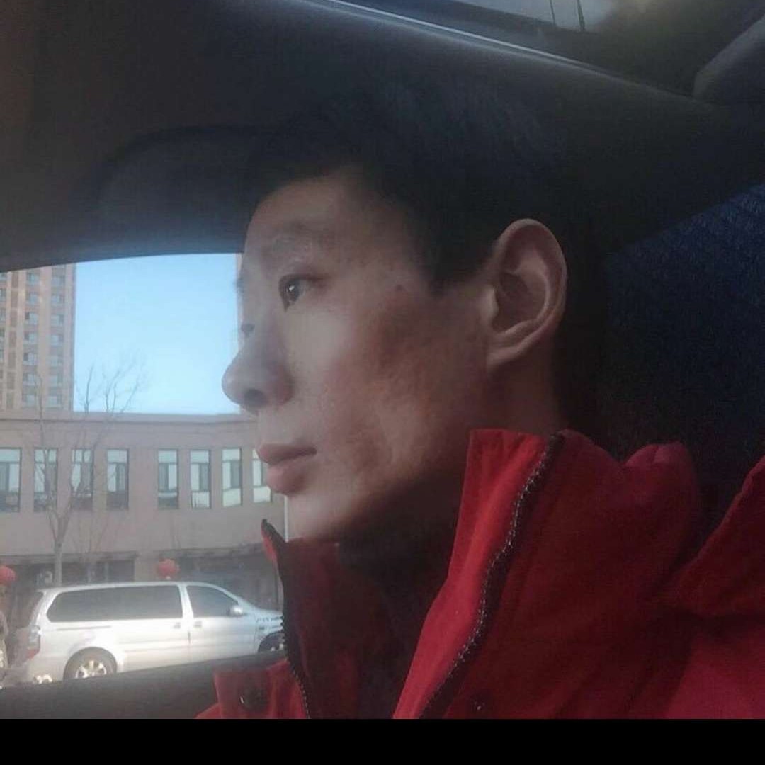 朴素的过客的照片