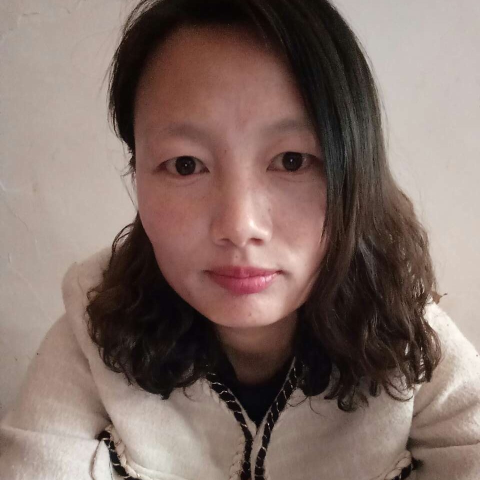 斯文的小丫头的照片