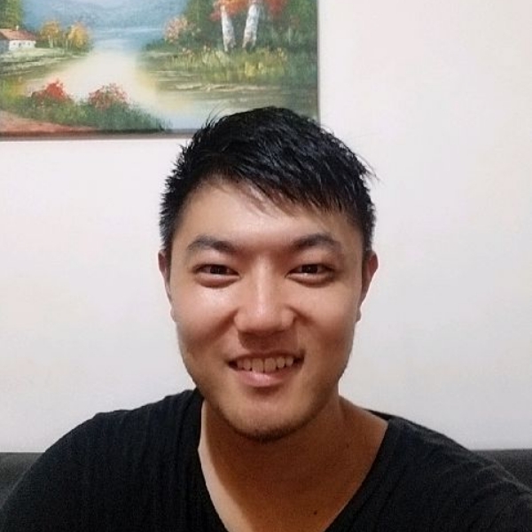 云朵笑知性的照片