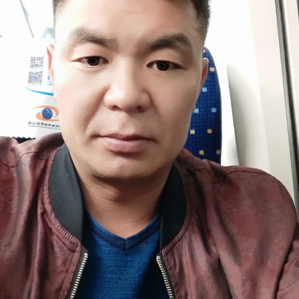 长情爱战斗机的照片