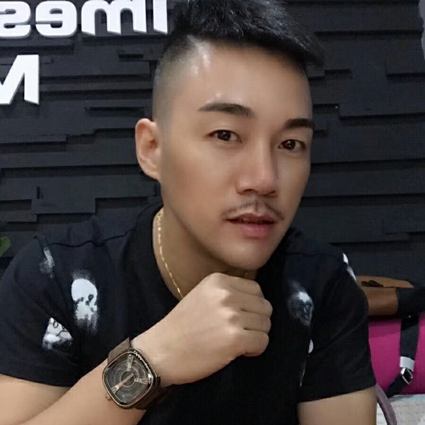 我是你阿广哥哥的照片