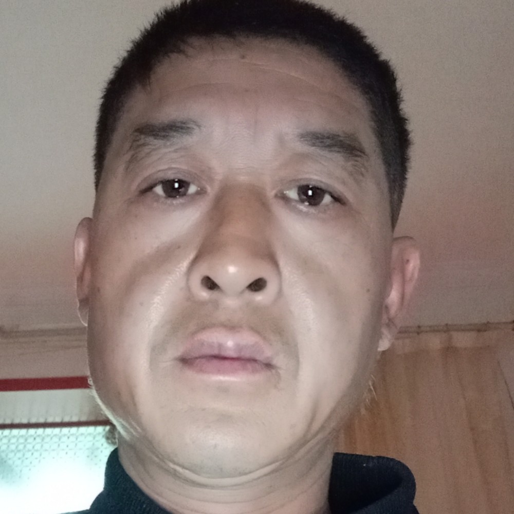 激昂拾忆哑铃的照片