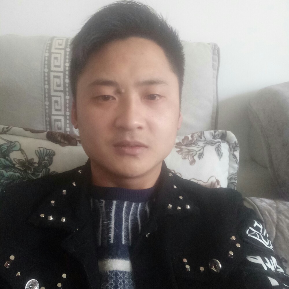 姓张名涛的照片