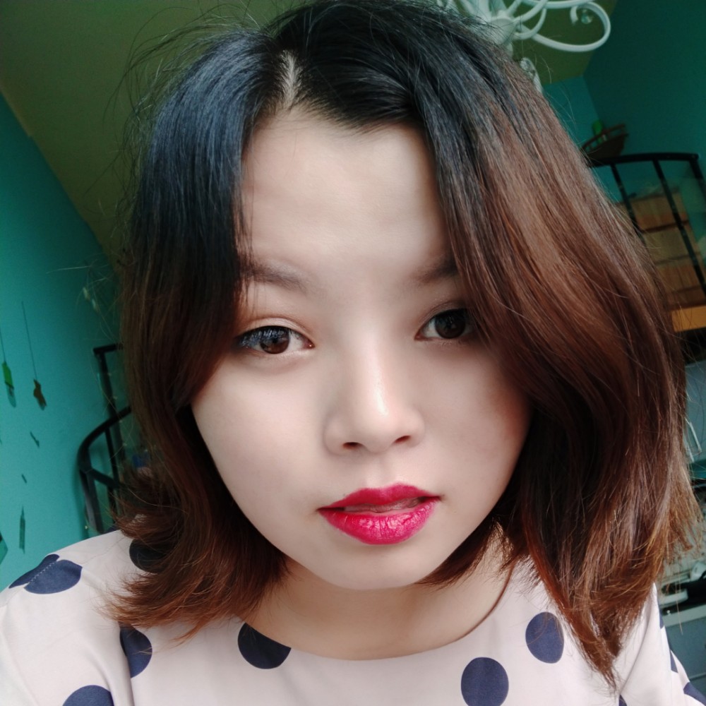 丝袜爱称心的照片