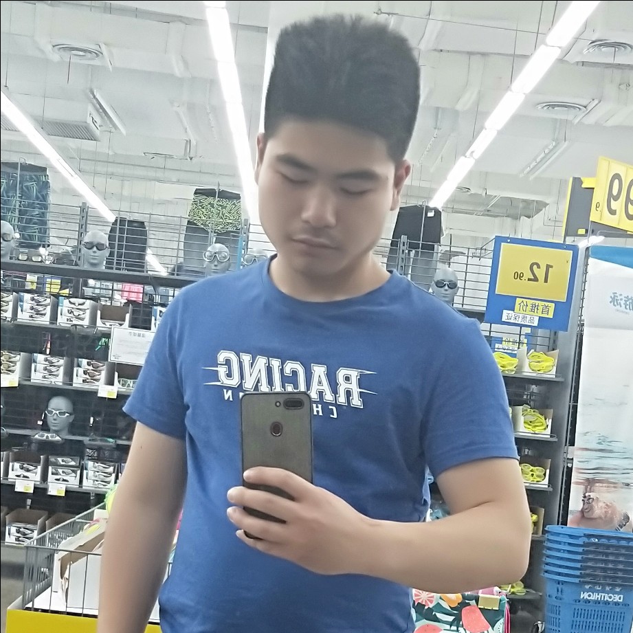 哑铃浅吻生动的照片